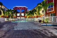 Holiday Inn Express & Suites BRADENTON WEST by IHG - Pools