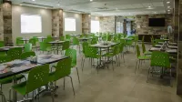 โรงแรม Holiday Inn Express & Suites Celaya บาย IHG - พร้อมอาหารเช้า