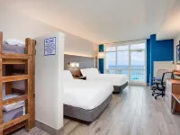 Holiday Inn Express & Suites PANAMA CITY BEACH - BEACHFRONT by IHG Hotels near Shell Island