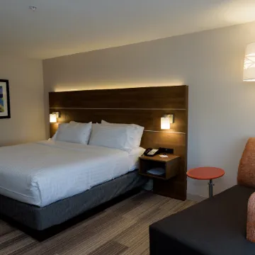Holiday Inn Express & Suites MCKINNEY - FRISCO EAST by IHG
