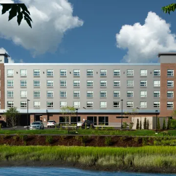 Holiday Inn BOSTON LOGAN AIRPORT - CHELSEA by IHG