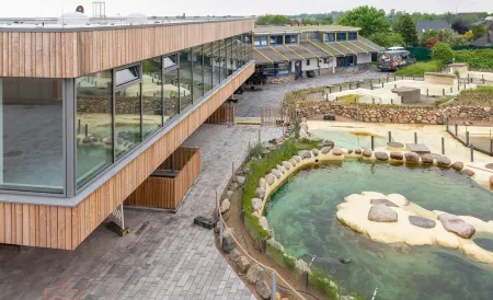 Comfort House (5 people) just 200 meters from the beach - with fireplace & beach chair Отели в г. Фридрихског