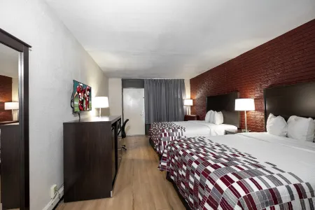Red Roof Inn West Point Отели в г. Запад Пойнт