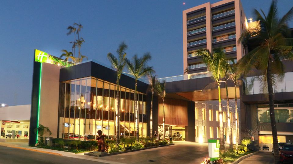 Holiday Inn & Suites PUERTO VALLARTA MARINA & GOLF by IHG