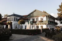 Gut Altholz Landhotel Und Restaurant Hutter Hotels in Plattling