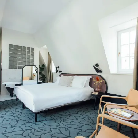 Pavilion Boutique Hotel