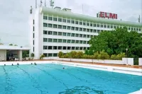 Elmi Hotel - Pools