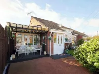 Host Stay The Cheeky Squirrel Hotels in Wallasey