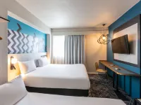 Ibis Styles Bordeaux Mériadeck Hotels near Keolis Bordeaux