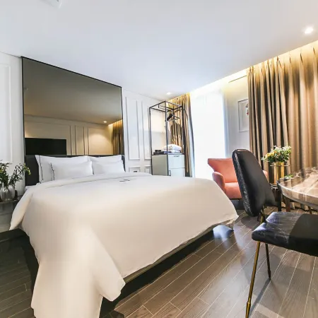 Hotel the Castle Sincheon Отели рядом с достопримечательностью «Бейсбол Стадион Ямсил»