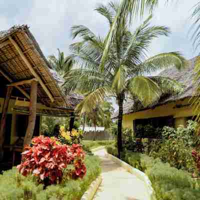 Kileleni Hotel Exterior