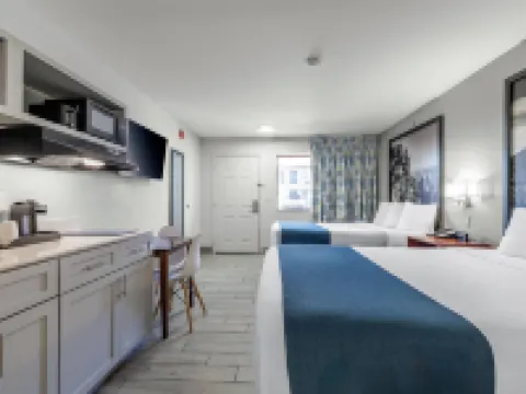 Days Inn & Suites by Wyndham Flagstaff Near University Hotels in Flagstaff