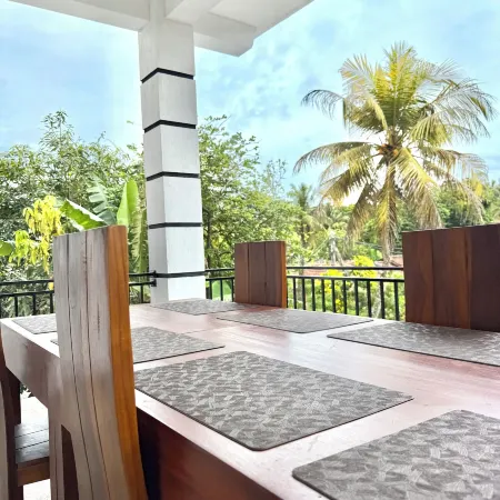 Pearl Kingdom Hotel & Resort Отели рядом с достопримечательностью «Форт Матара»