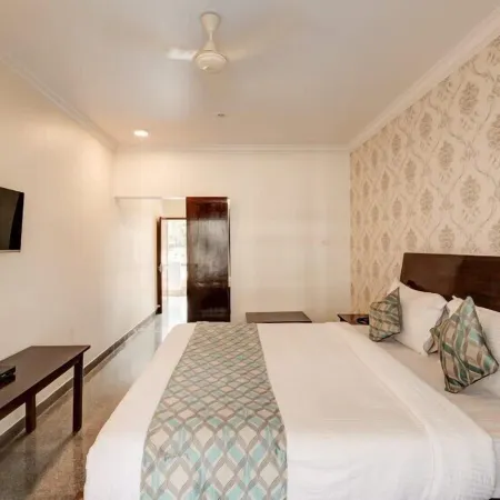 Deep International a Luxury Hotel