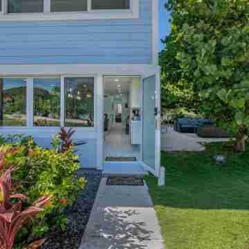 Wow! 3 Br! Remodeled Waterfront Unit, Sapphire Beach, Ocean View, Private Patio Hotel Exterior