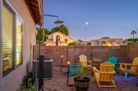 Saguaro Retreat: Heated Pool, Sauna, Spa, Golf, Pool Table, MSG Chair,Sleeps 14