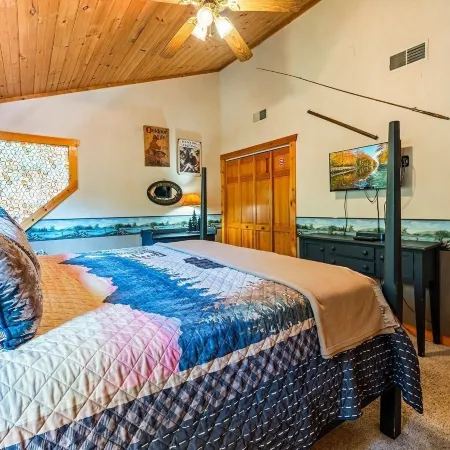 Smoky Mountain Lodge