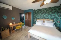 Maison Clementine Hotels in Schoelcher