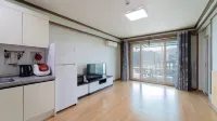 Geoje Chilcheon Do Dream Pension โรงแรมใกล้สวนสนุกเเมงจงจุค