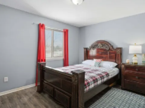 Pet Friendly Lansing Home - Private Gym - Near MSU Hotels in Lansing