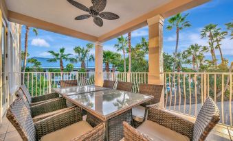 Beachfront With Private Balcony Heated Pool and Spa