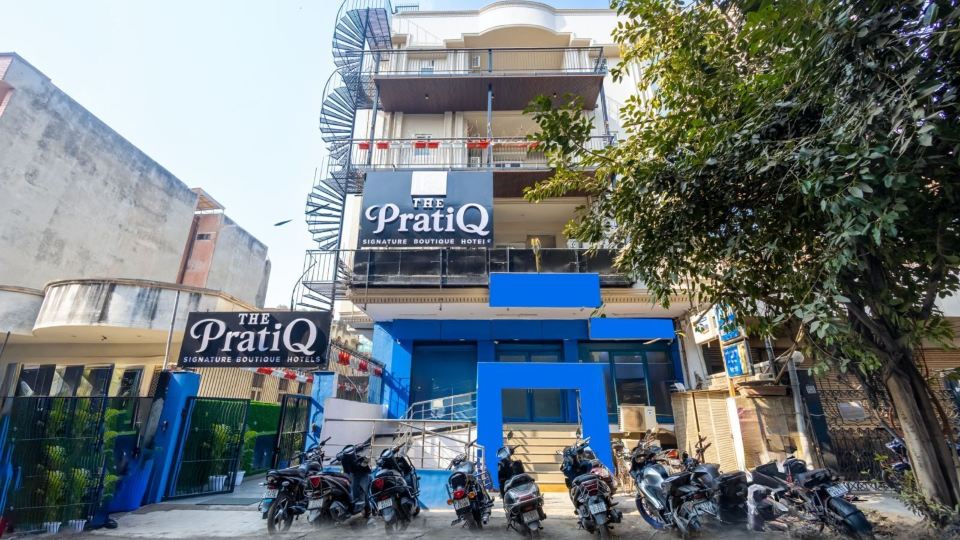 The PratiQ Signature Boutique Hotel