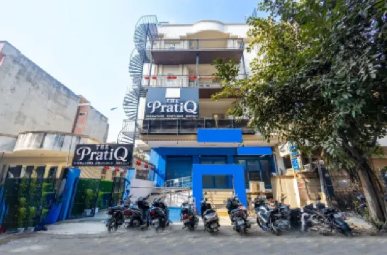 The PratiQ Signature Boutique Hotel Hotels near Janakpuri