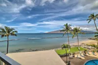 Beachfront Kihei Sanctuary w/ Lanai & Ocean Views! - 2-Star