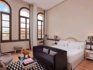 Eugenia de Montijo, Autograph Collection