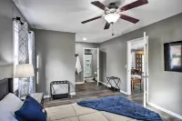 Family-Friendly Springfield Home w/ Yard! - Homestays
