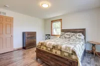 Wooded Hancock Home Near Ski and Snowmobile Trails! - Wifi