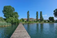 Sporting A12 by Wonderful Italy - Condos