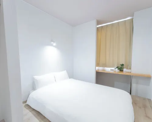 Atic Guesthouse Hotels near Kagawa Museum