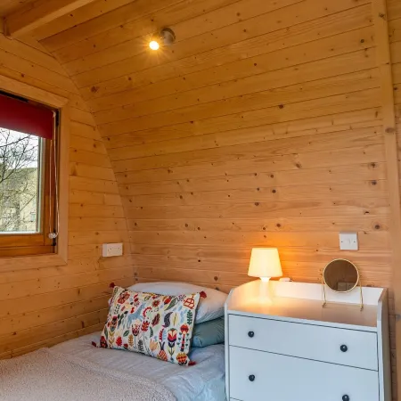 Glamping in Somerset Near Bath & Wells Отели рядом с достопримечательностью «Свадебный комплекс Priston Mill»