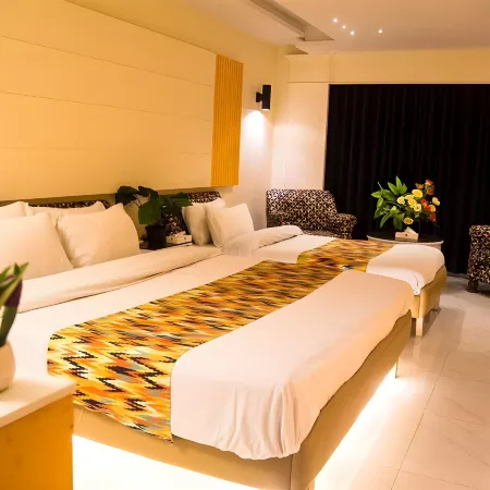 Metropole Hotel