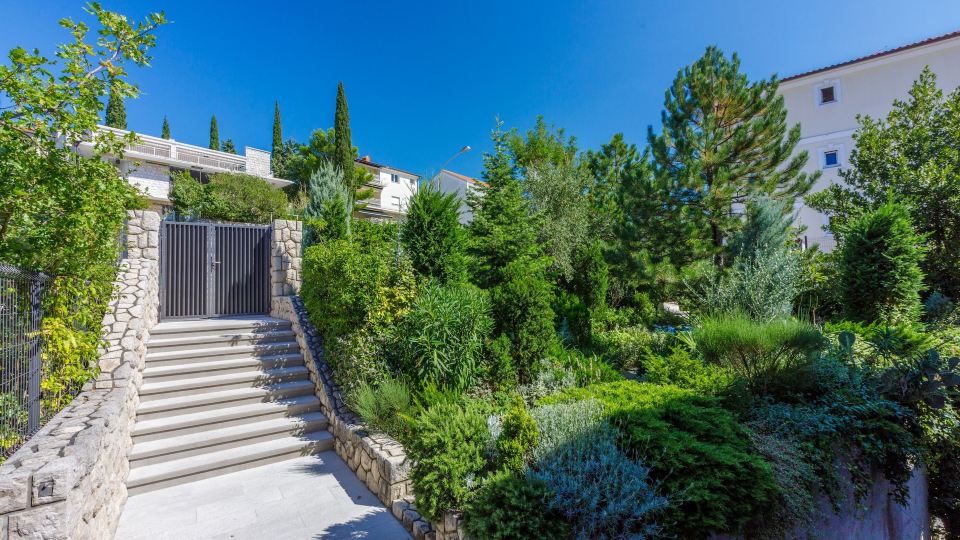 Apartments Loncaric