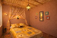 La Vallee des Dunes - Auberge, Bivouacs and Excursions - parking