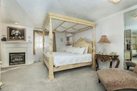 Old Rock Church Bed and Breakfast