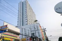 Modern Studio near Petra Christian University at The Square Surabaya Apartment By Travelio