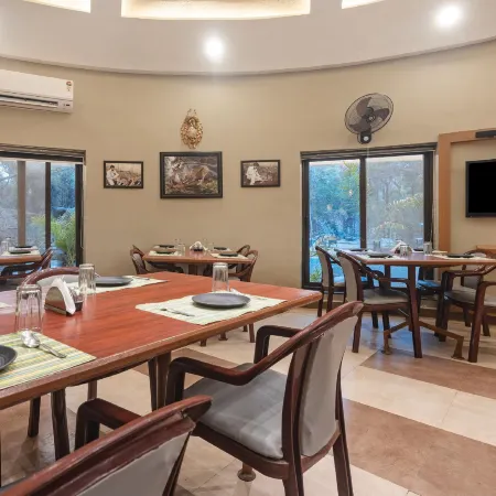 Treebo Premium Mowgli's Den, Pench Tiger Reserve, Turia