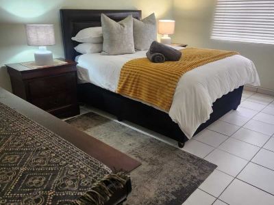 12 Saddleback Village