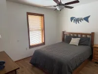 Lake Harmony Chalet • Hot Tub • Pool Table • Ping Pong • Fire Pit • Pets OK - 3-Star