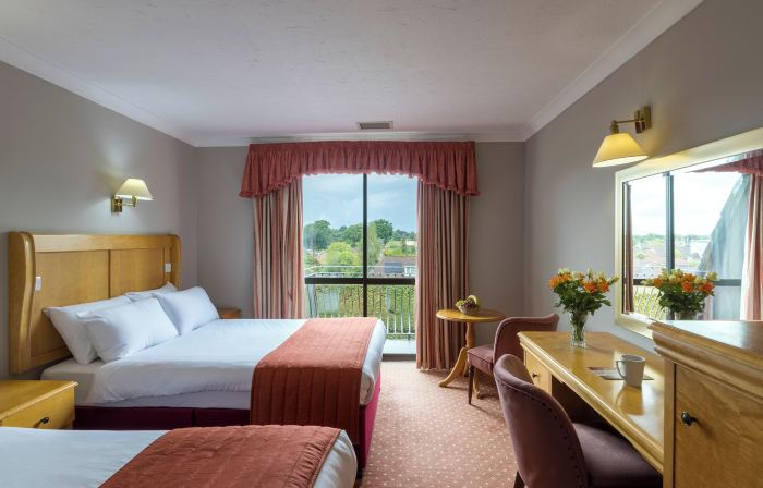 Lakeside International Hotel