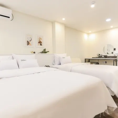 Sokcho Hotel Foret Отели рядом с достопримечательностью «Храм Синхынса»