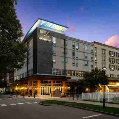 Aloft Richmond West Short Pump Hotel Exterior