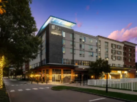 Aloft Richmond West Short Pump Hotels in Three Chopt