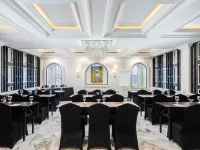 Swiss-Belexpress Palu Hotels in South Palu