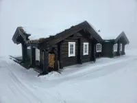 Beautiful classic cabin with sauna and hot tub