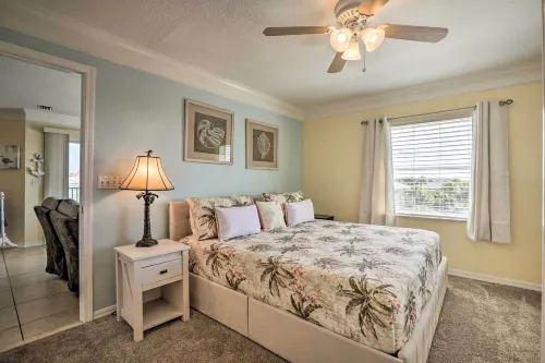 St Augustine Condo w/ Pool Access, Walk to Beach! - Wifi
