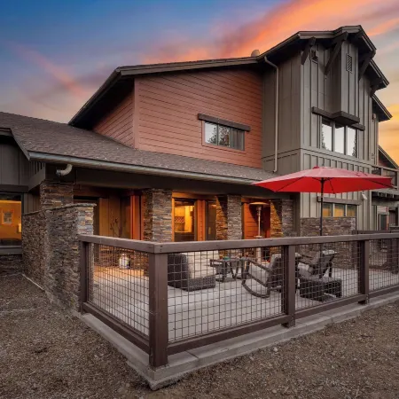 Luxe All-Season Retreat by AvantStay